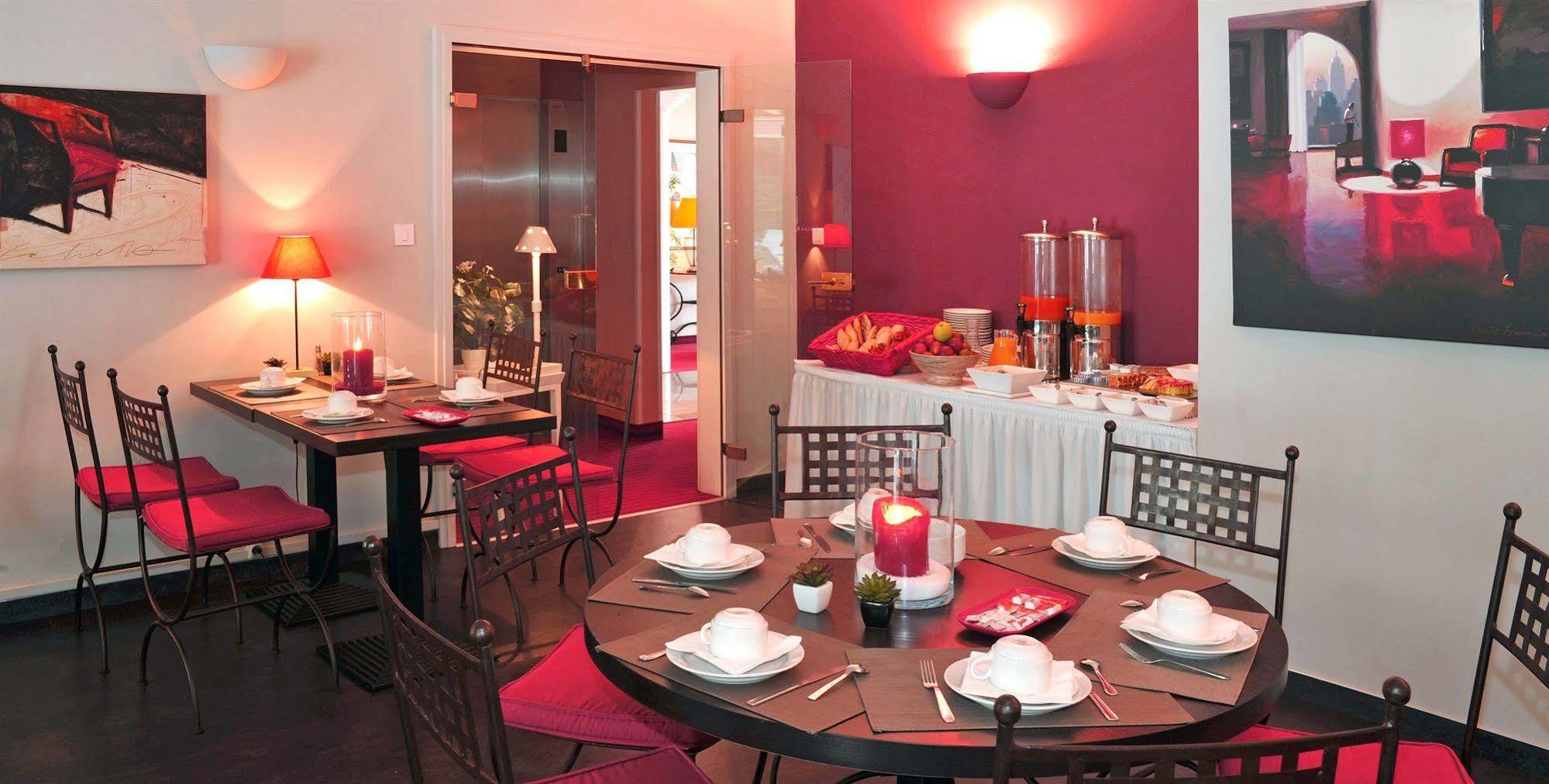 Les Jardins D'adalric Hotel 3*